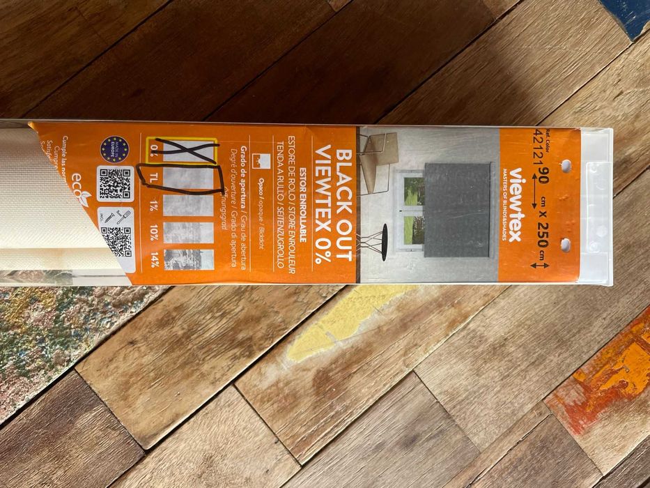 À venda: 7 estores de rolo Viewtex Opaco – 90 x 250 cm – Como novos!