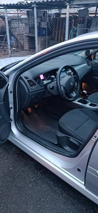 Reno Laguna Рено Лагуна