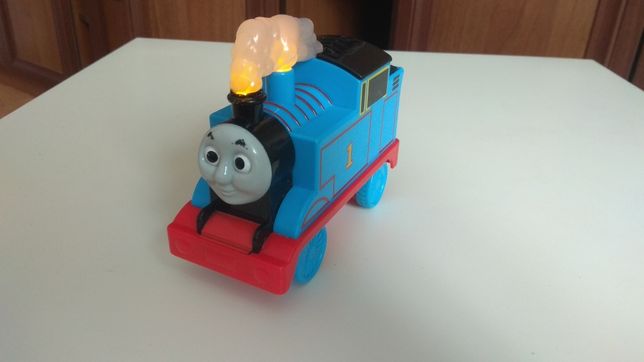 Томас паровозик, Mattel, оригинал, співає і світиться