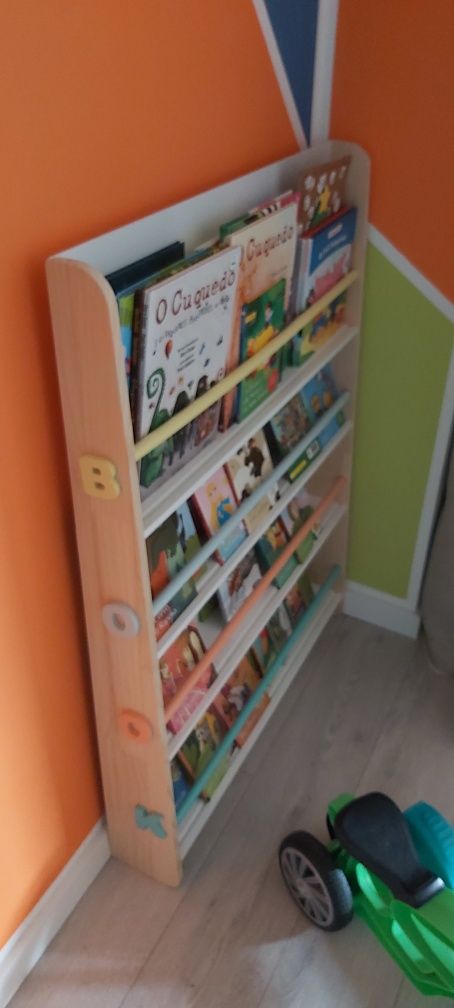 Estante livros infantil