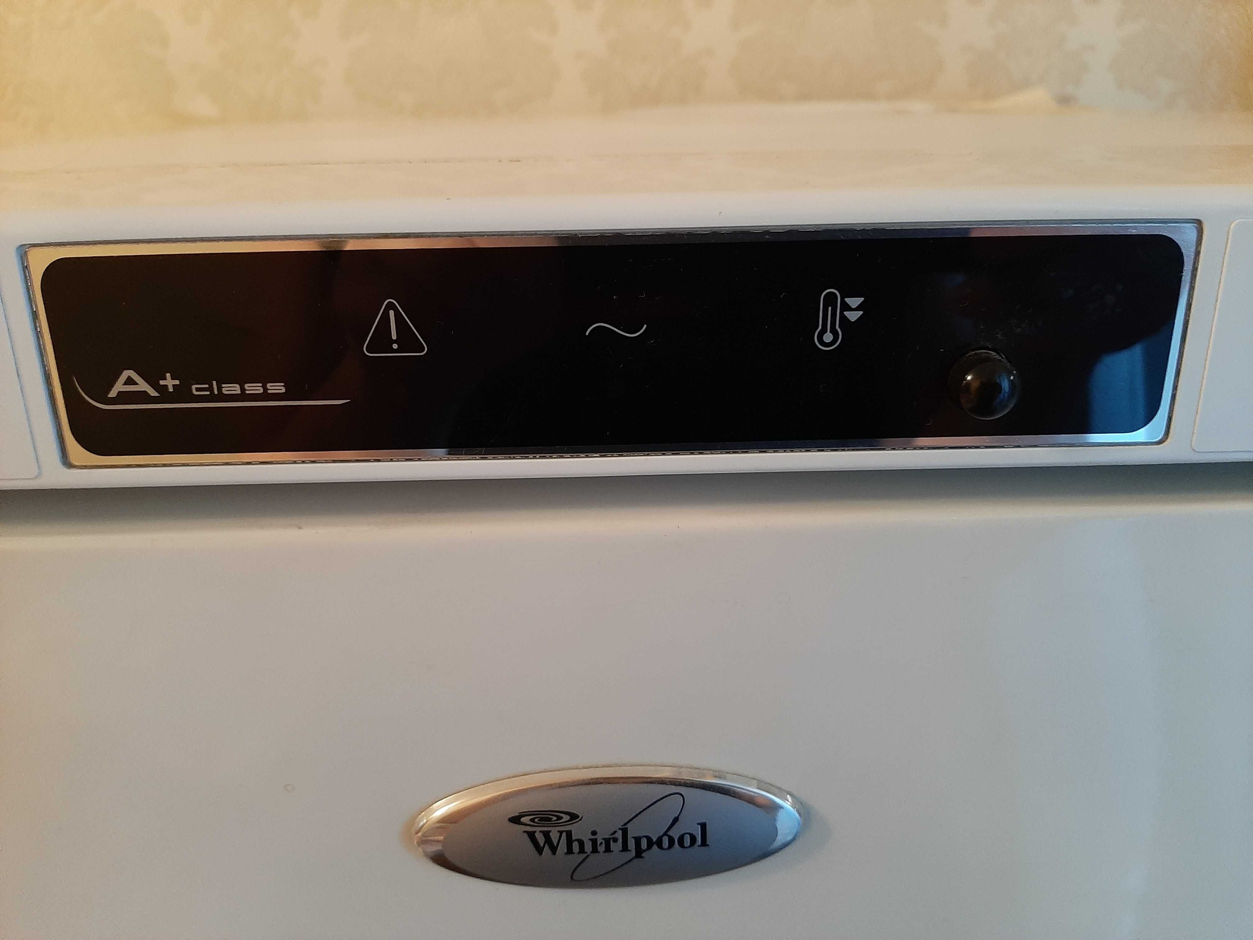 Морозильная камера Whirlpool WV 1400 A+W, Италия