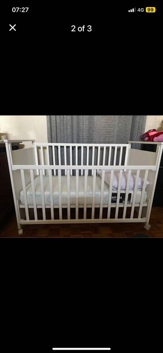 Cama de bebe cor de rosa/branca