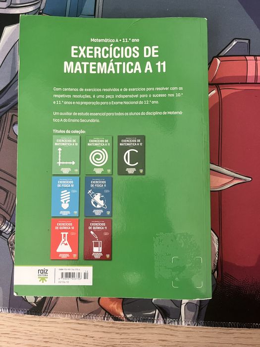 Livro de exercícios de matemática 11ano