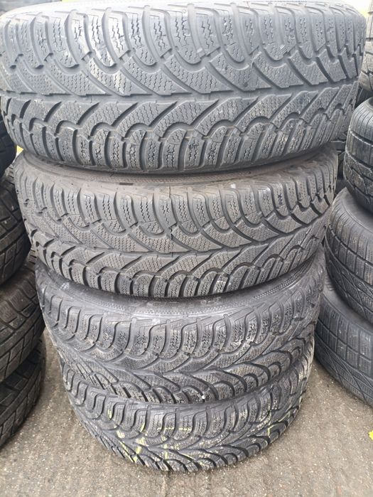 Шини гарний стан