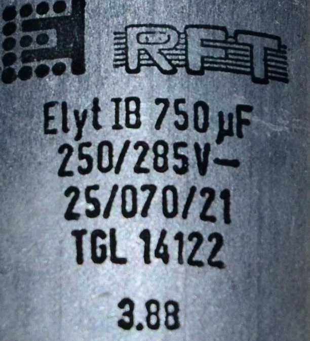 Электролитический конденсатор RFT 750 мкф 250 в