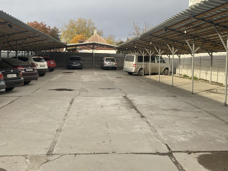 Продам готовый бизнес автостоянка ул.Ивана Франко