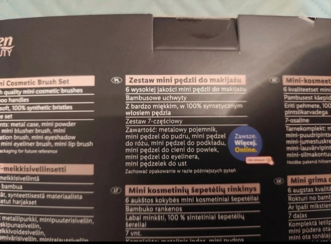 Zestaw pędzli do makijażu z pojemnikiem