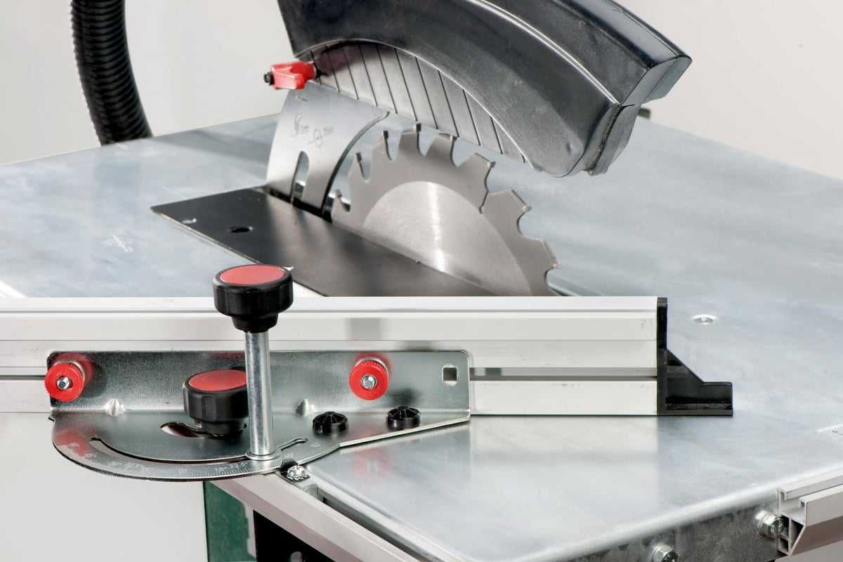 Циркулярна пилка станок (распиловочный циркулярный)Metabo TKHS315 2кВт