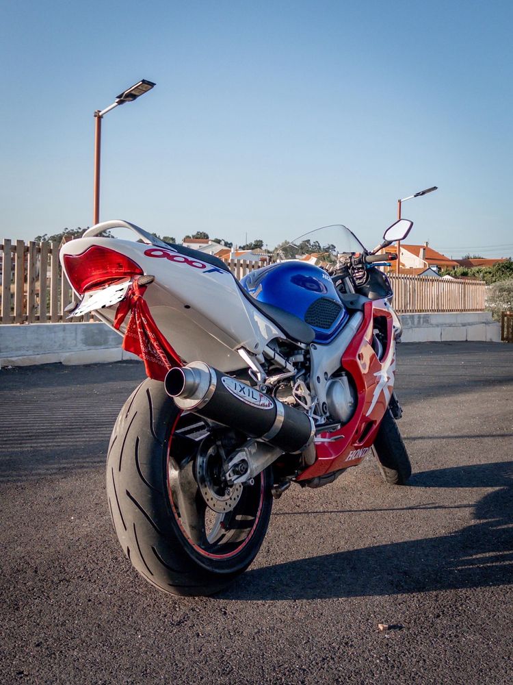 Honda Cbr F4 600