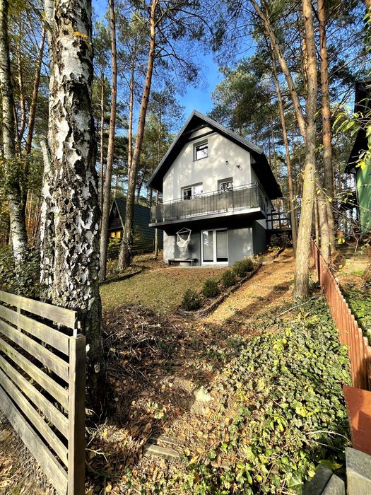 Domek nad jeziorem z monitoringiem (dzierżawa)