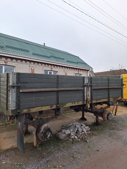 Продам причеп зил 130