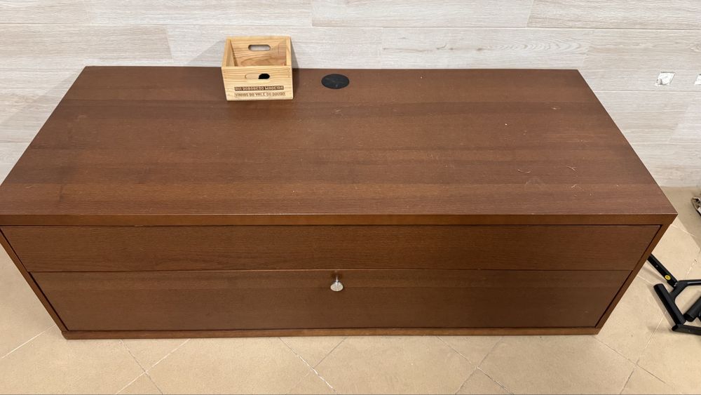 Móvel de Tv Em Madeira