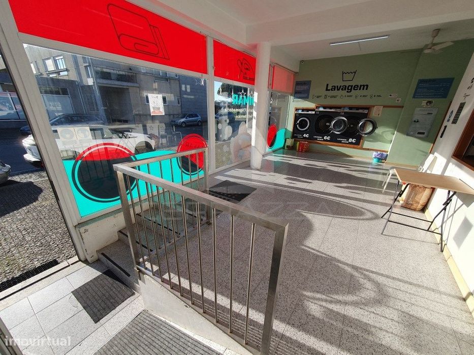 Lavandaria self-service em Labruge