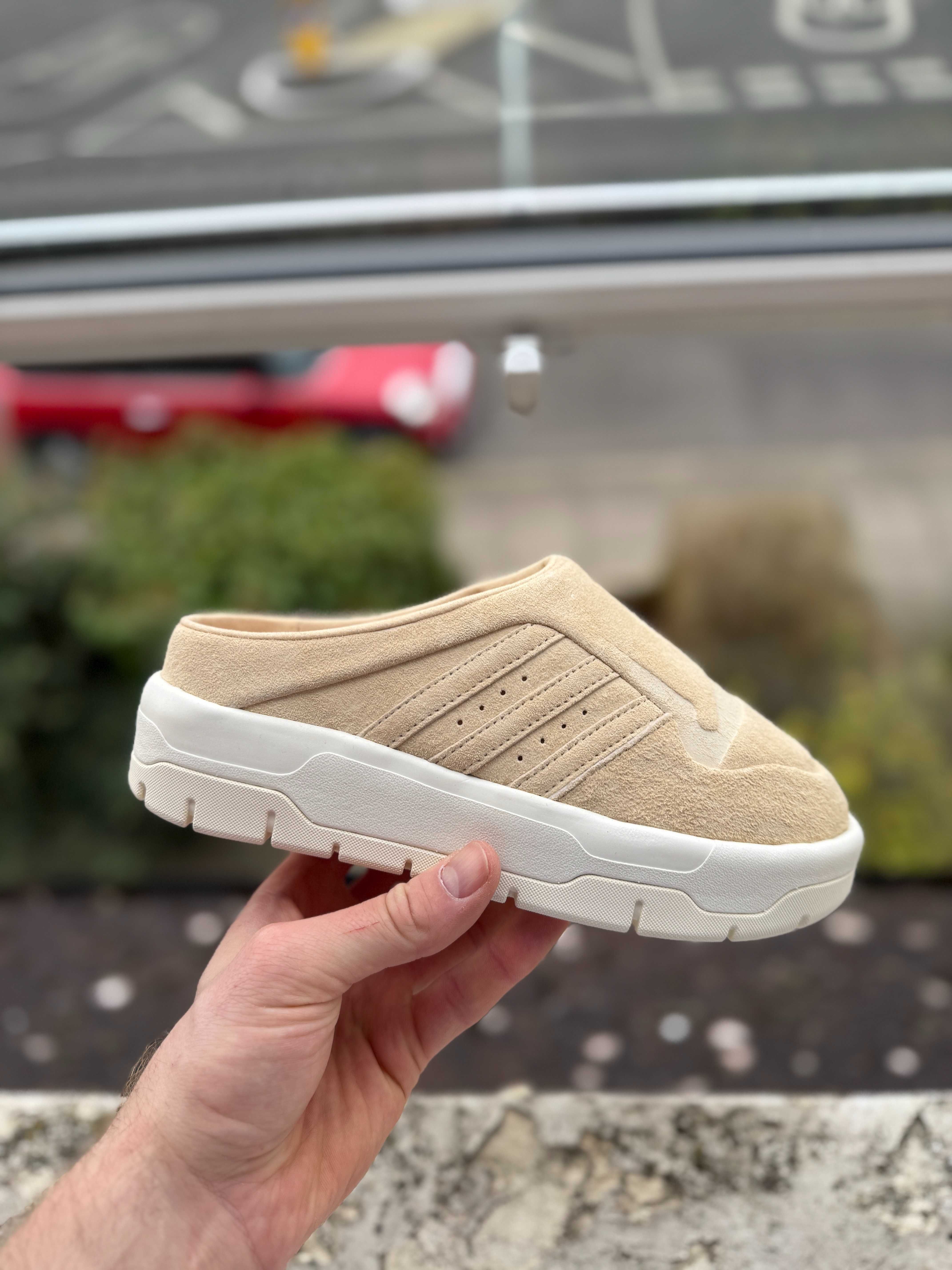 Модні тапочки від Adidas Women's Rivalry Mule замш оригінал див інші