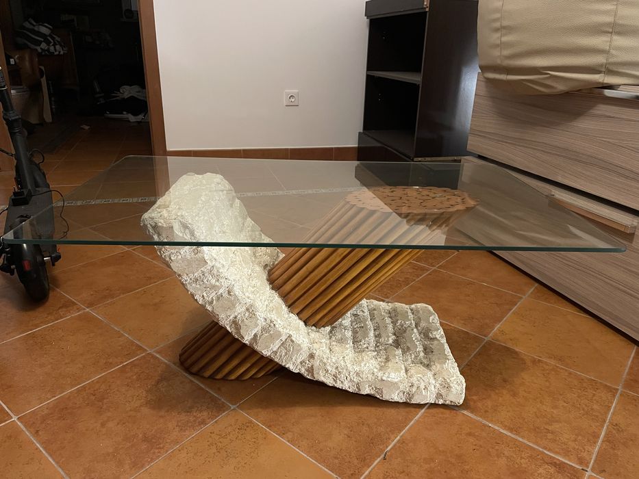 Mesa de centro de Pedra, Madeira e Vidro