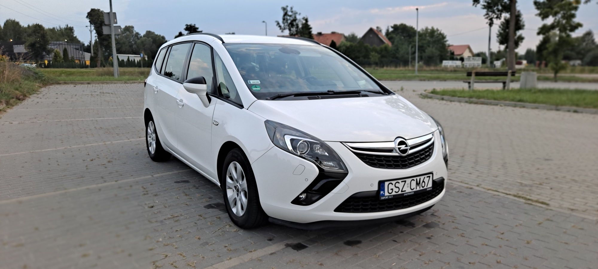 Opel Zafira C 2015r.