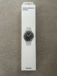 Galaxy Watch 4 classic Srebrny  LTE, Nowy