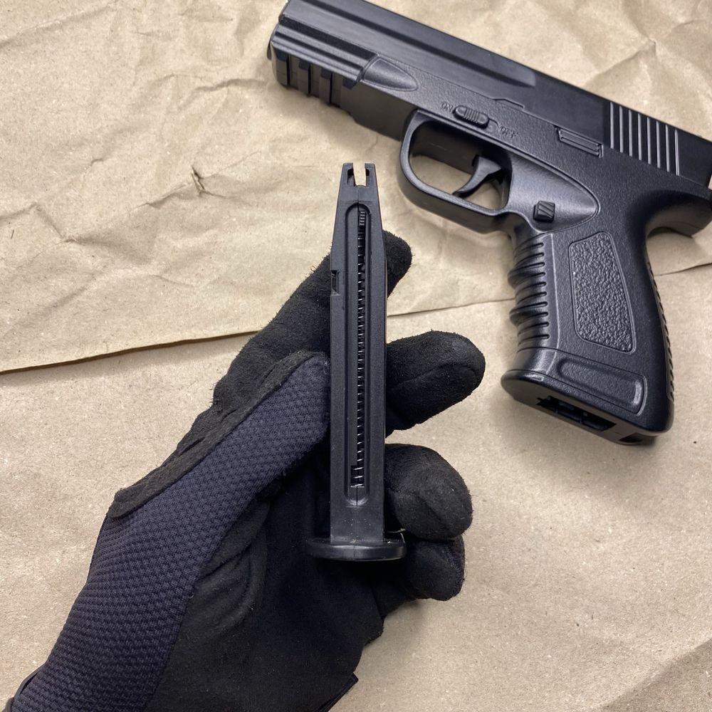 Металевий іграшковий пістолет Glock - на пластикових кульках 6мм