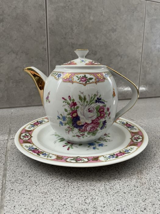 Bule Vizavi Com Prato