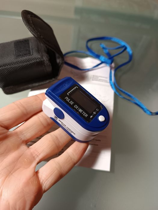 Новий пульсометр окиметр на палець