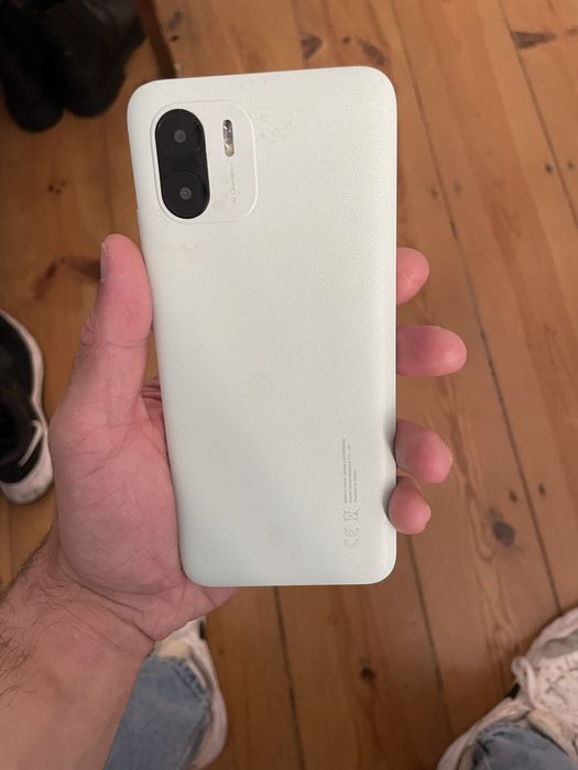 Redmi A2.