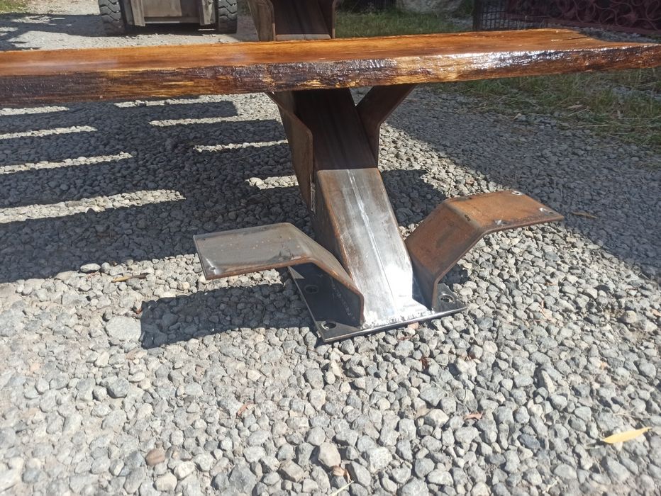 Schody konstrukcja pod deski. Rama nośna