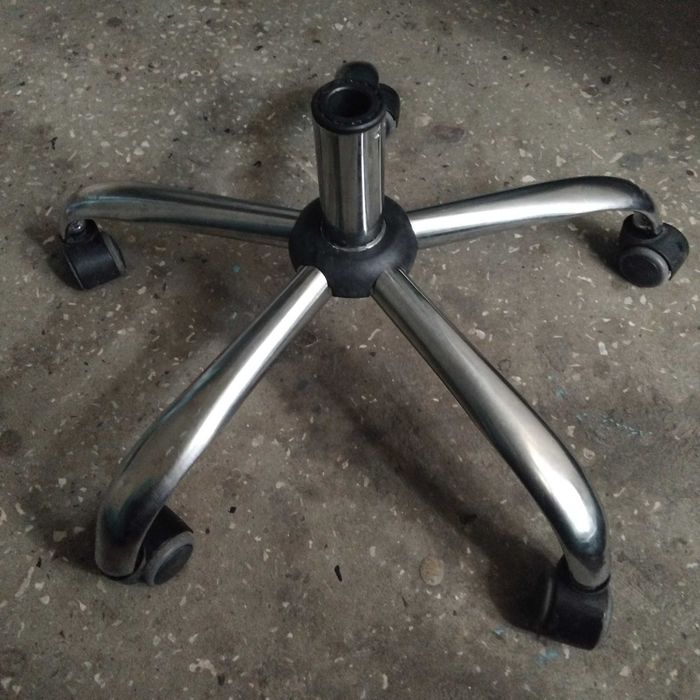 Хрестовина з колесами офісного крісла