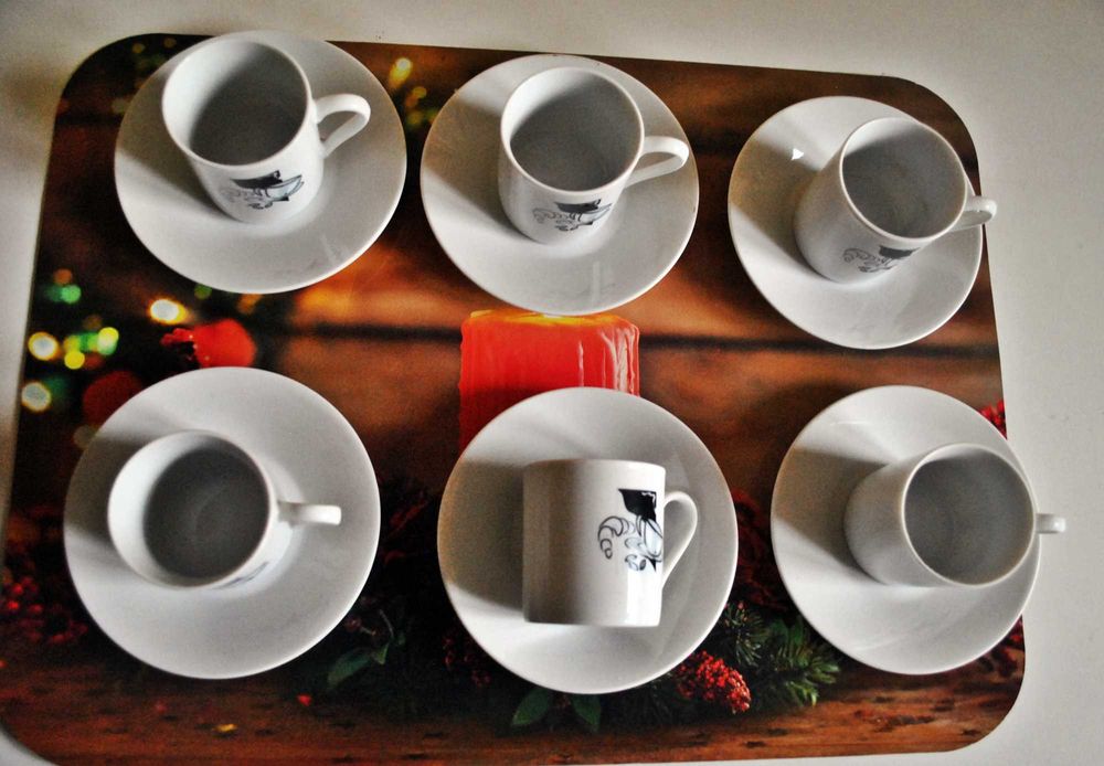 Filiżanki ceramiczne z talerzykiem – 6 szt.