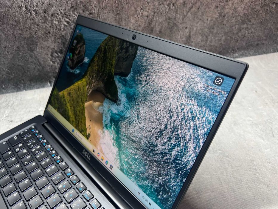 Dell Latitude 7390 / i5 8350u / 8GB DDR4 / 256SSD / 13.3 FHD / W11