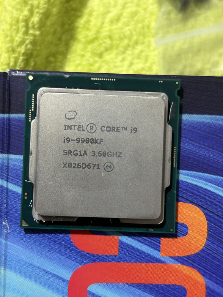 Vendo cpu i9 9900kf 5.0ghz turbo