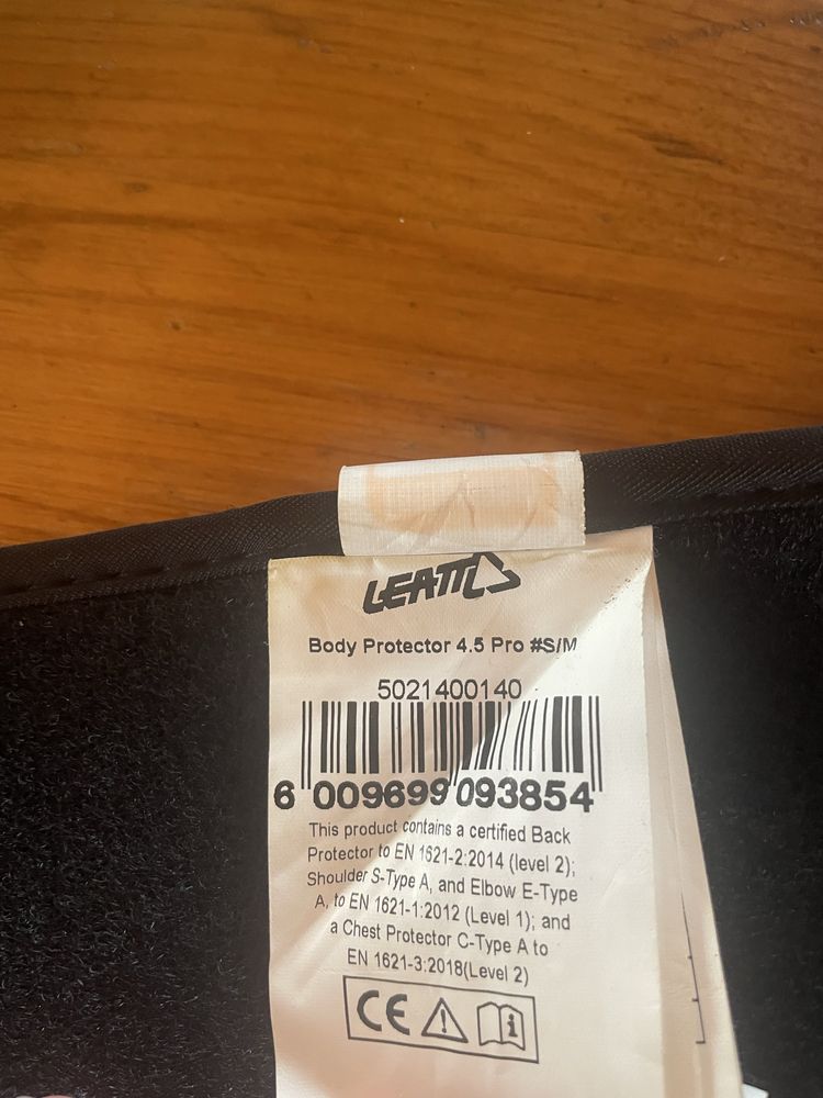 Colete integral Leatt 4.5