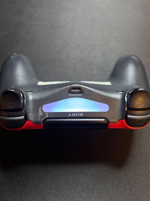 Pad do PlayStation 4, czerwony, red
