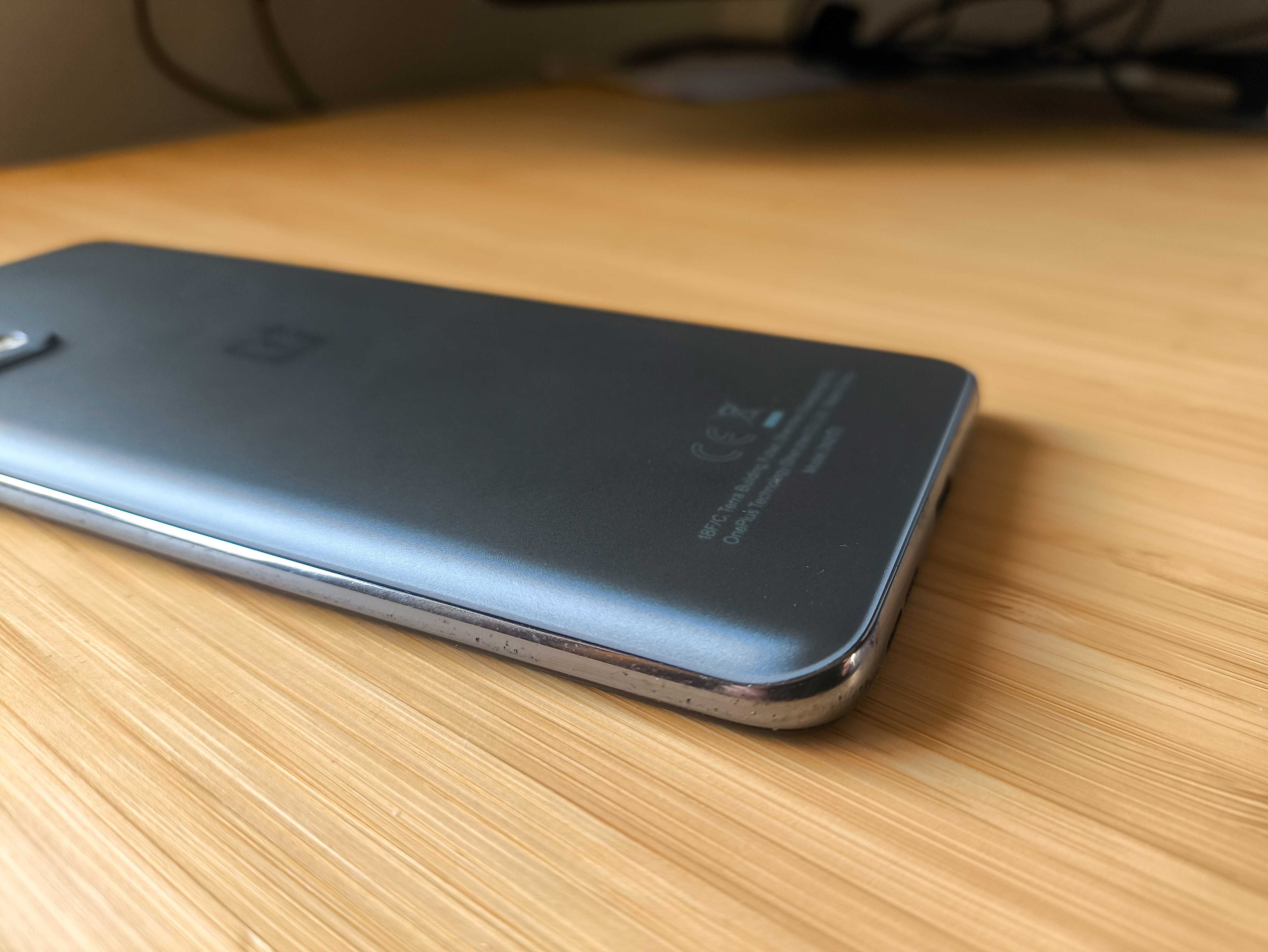 Oneplus Nord 2 5G (8GB / 128GB) - Excelente Estado