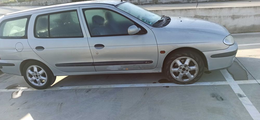 Renaul Megane para Peças