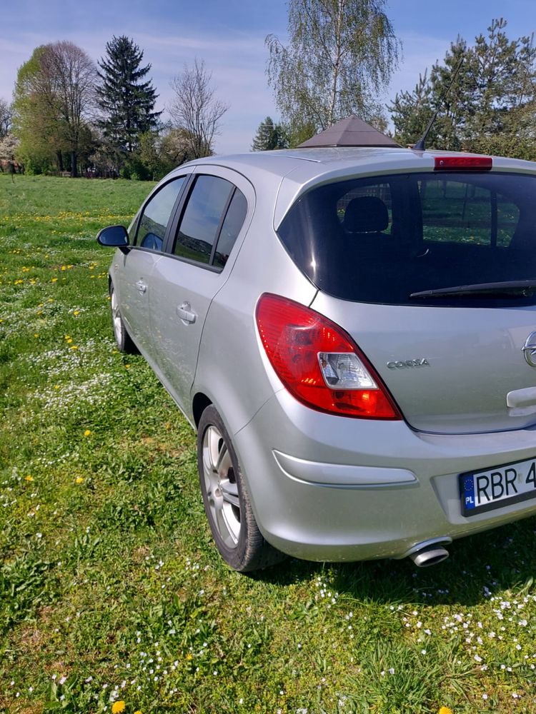 Opel Corsa 2012 rok 1.3 cdti