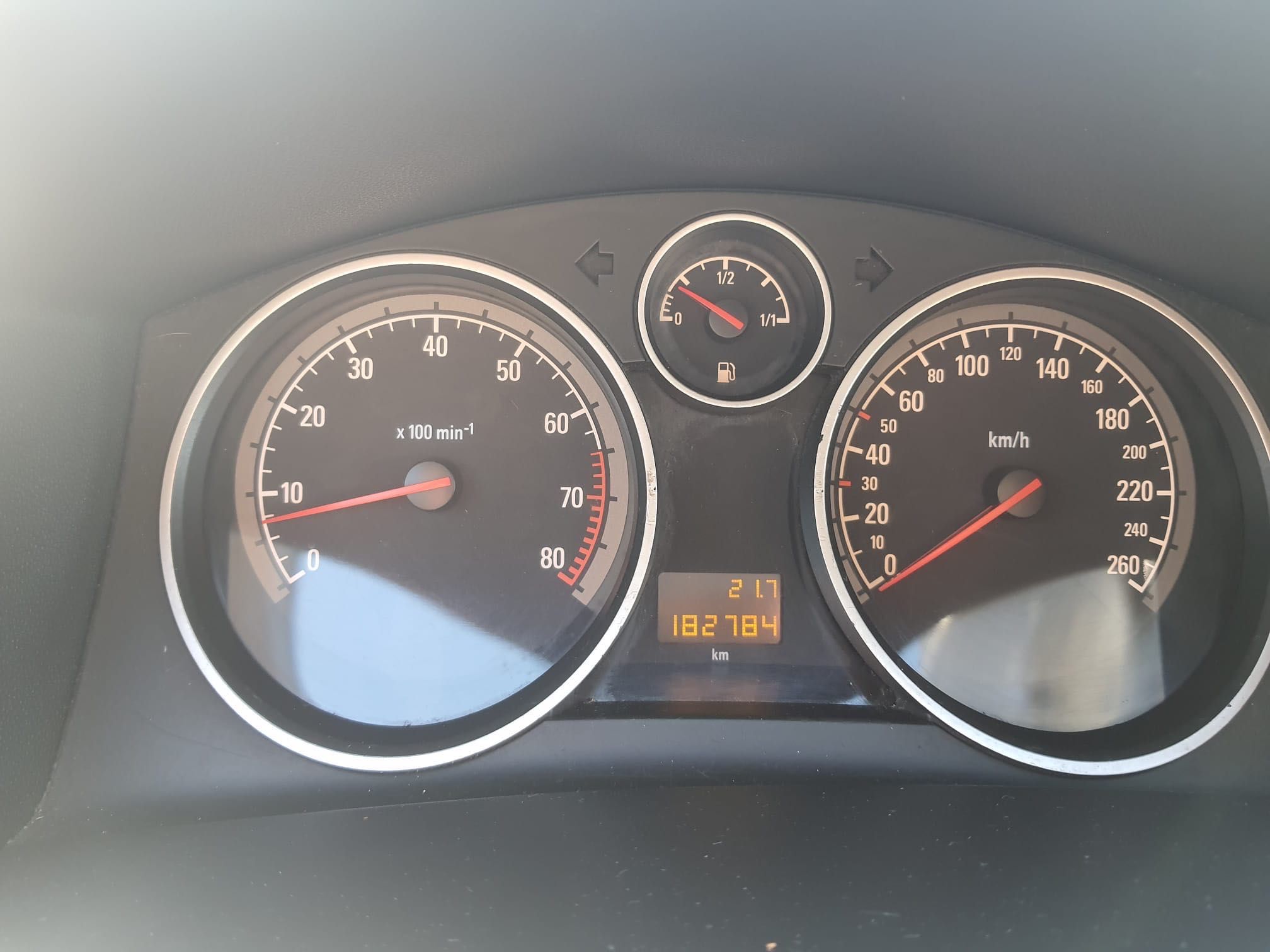 Opel Astra H 2006 1.4 16V 180.000kms!!!