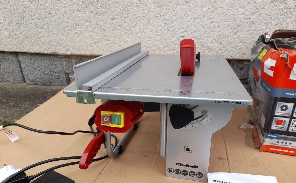 Циркулярна пила Einhell TC-TS 820