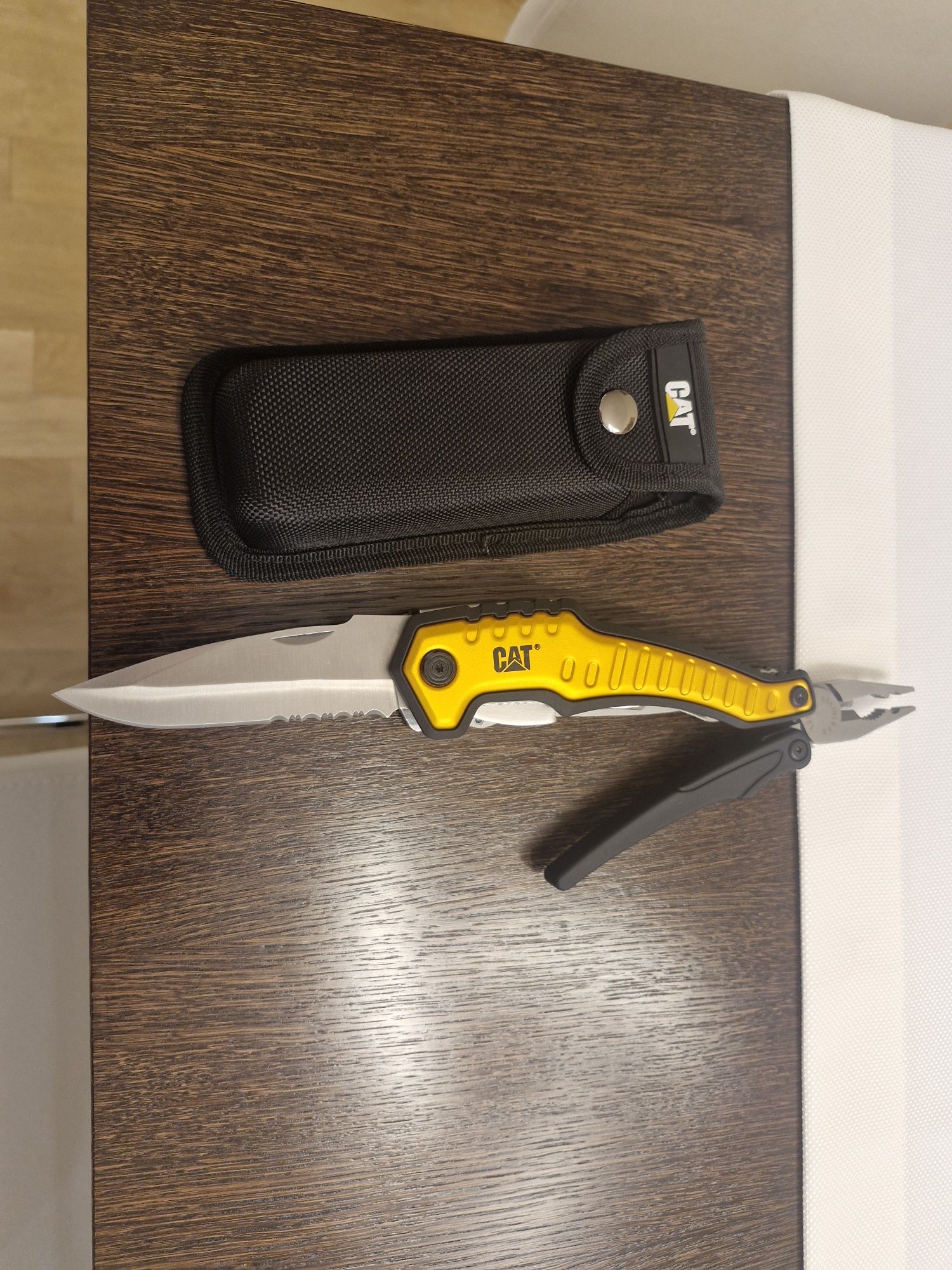 CAT Multitool XL 9w1 Multi-Function Tool nowy
