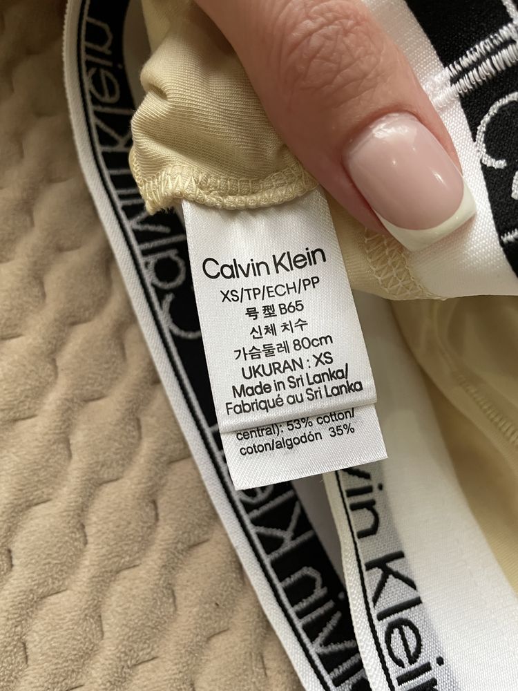 Новий топ Calvin Klein p XS (оригінал)