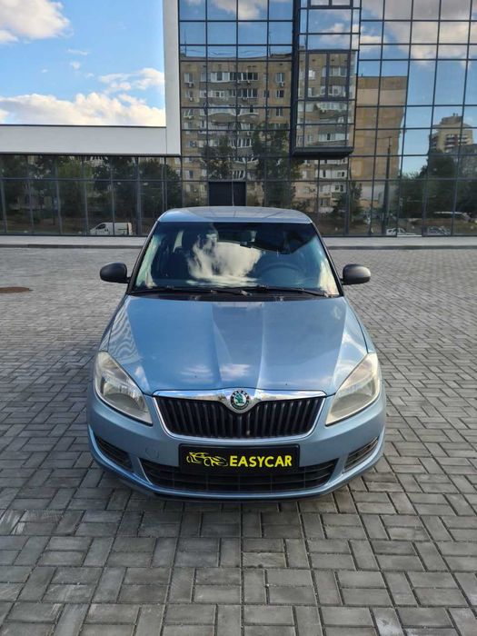 Оренда Авто Шкода Фабія 1.4 Дніпро