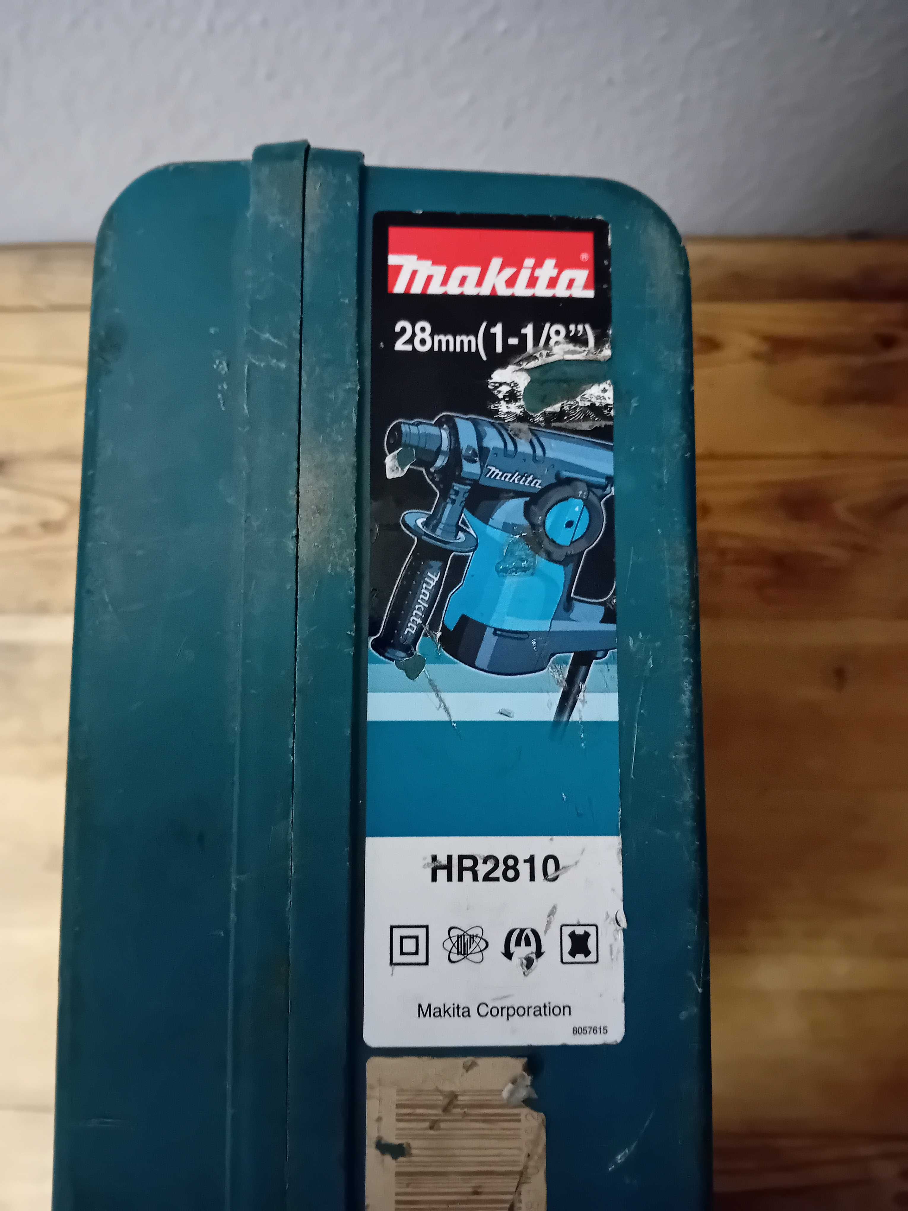 Makita HR2810 młotowiertarka