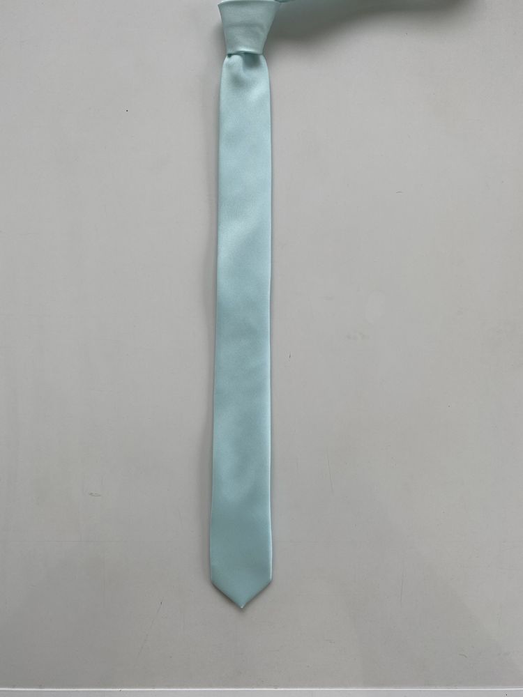 Krawat męski nowy 5 cm szerokość kolor turkus nie używany
