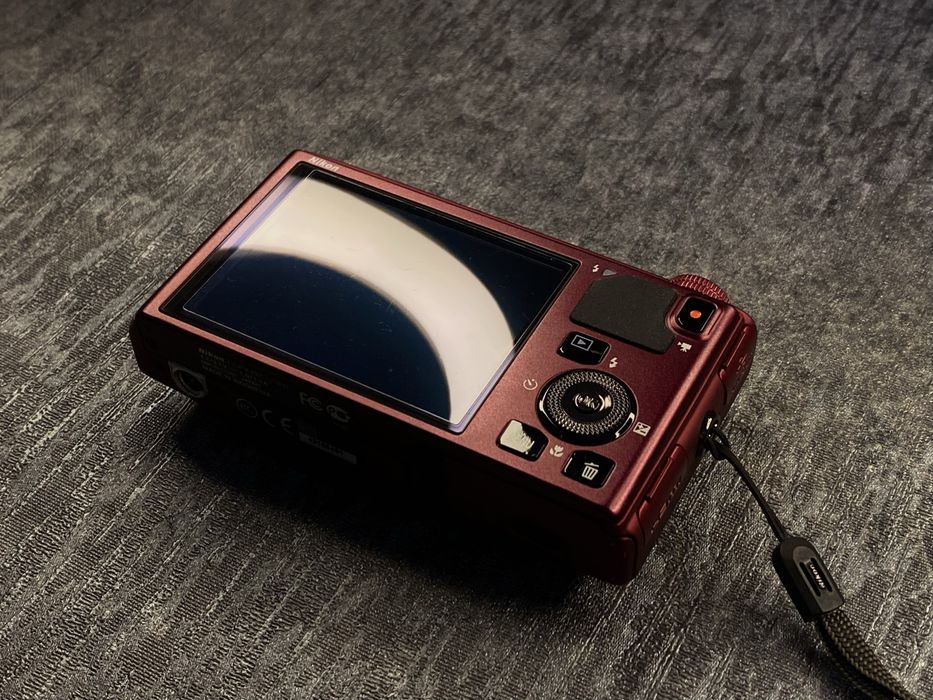 Nikon Coolpis S9400 в ідеалі