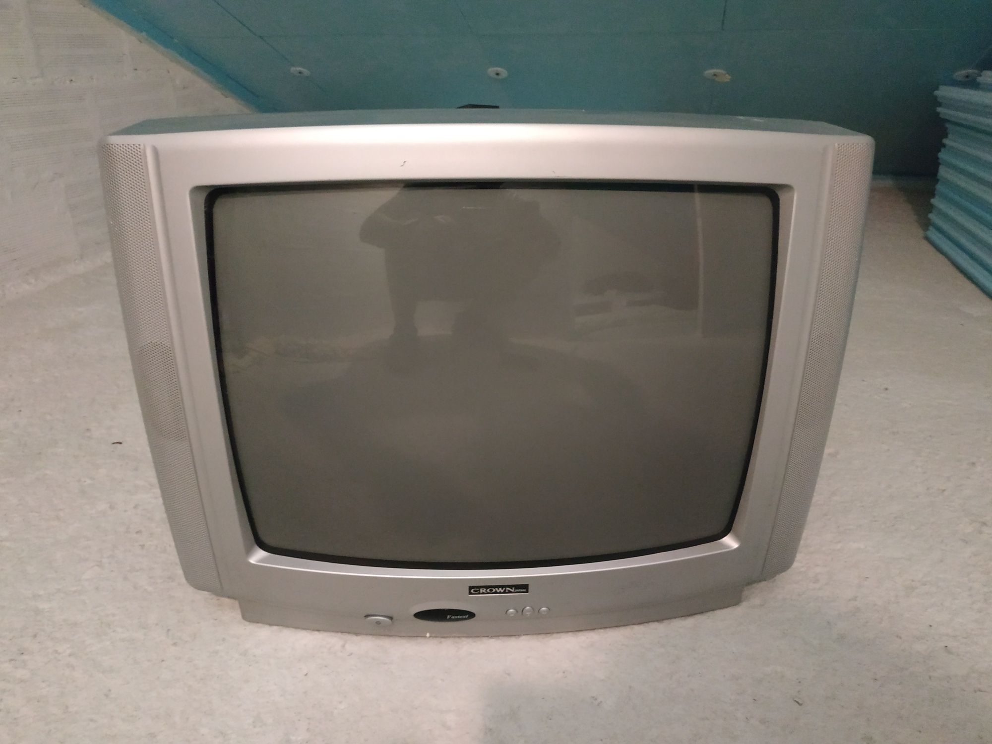 Tv crow