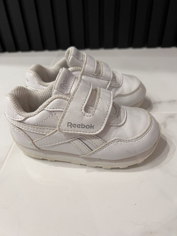 Кросівки reebok 23