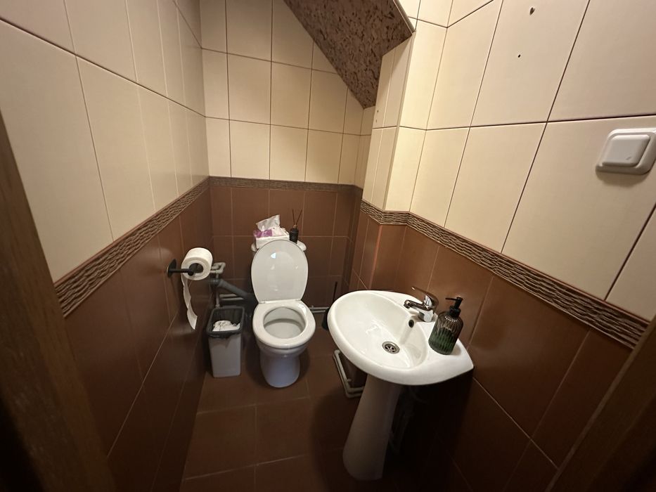 Продам комерческое помещение О. поля 59