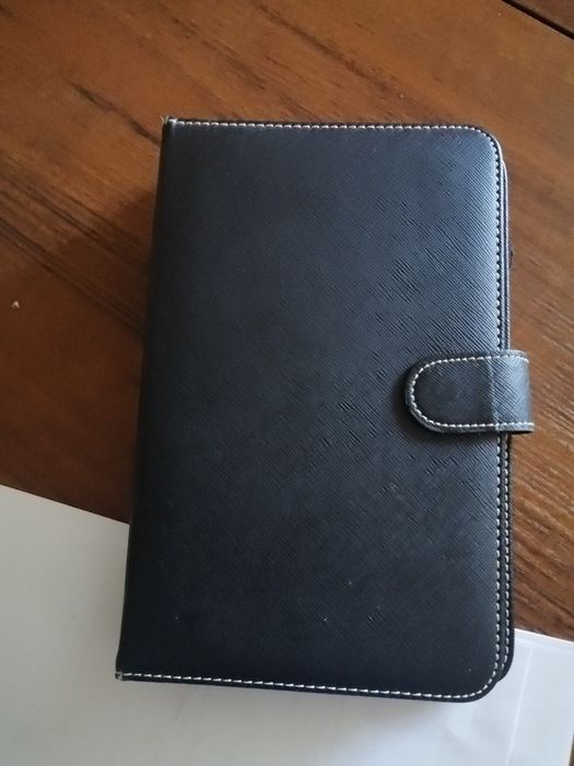 Продам чохол-клавіатуру для планшета.