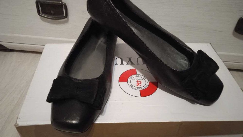 Женские туфельки