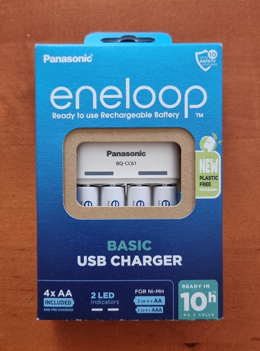Зарядний пристрій Panasonic Eneloop  BQ-CC61 USB +  4 x AA 1900 mAh