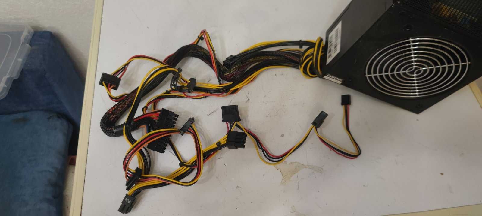 Блок живлення Chieftec GPS-600A8, Smart Series - робочий